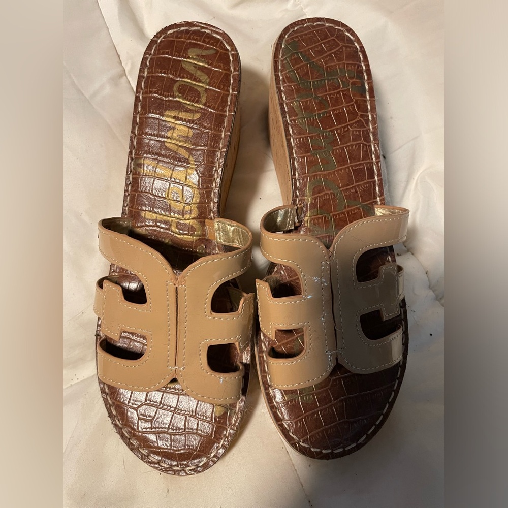 Sam Edelman Tan and Brown Croc-Embossed Slide Sandals